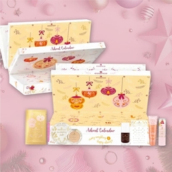 ESSENCE Merry everything & happy always 2023  ADVENTNÍ KALENDÁŘ 2023 