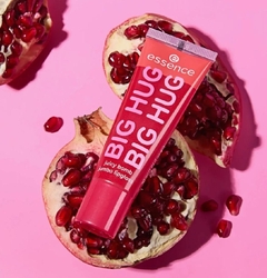 Lesk na rty Say it with juicy BOMB Big Hug 01 Poppin' Pomegranate