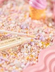 ESSENCE melting for ice cream LESK NA RTY - 02 Vanilka-La-Love 