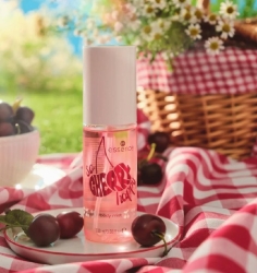 ESSENCE So Cherry Happy TĚLOVÁ MLHA 01 Cherry Spritz Season