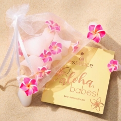 ESSENCE Aloha, Babes! Toe Separators 01 Beach Walk? Let's Talk!