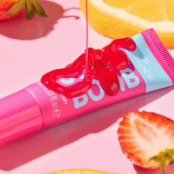 ESSENCE Juicy Bomb Party Jelly Blush 01 Cassis Crush