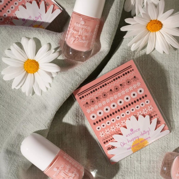 ESSENCE - LAK NA NEHTY - 01 You Made My Daisy! / 8 ml