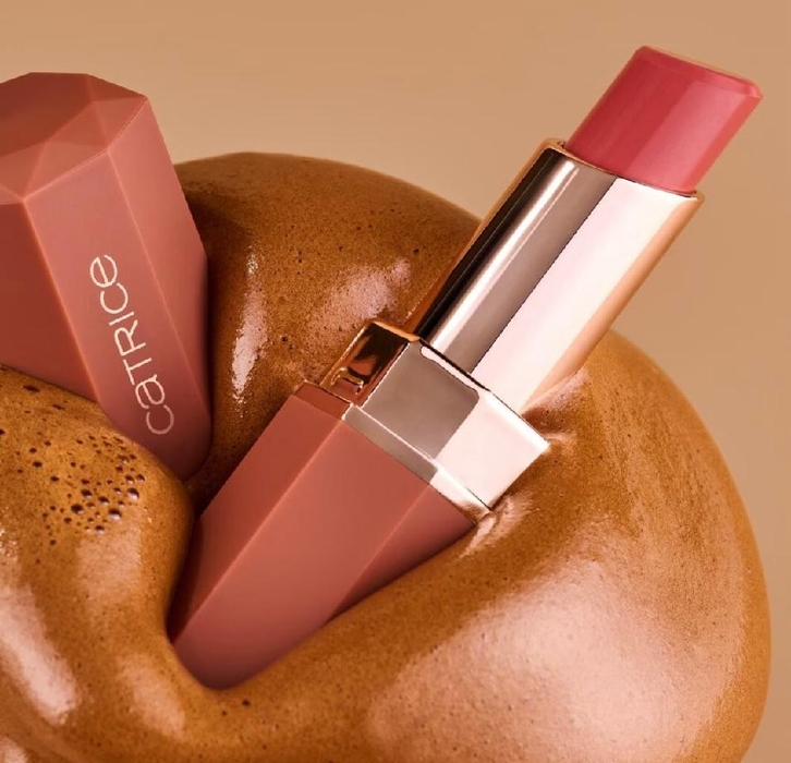 CATRICE rtěnka ESPRESSO YOURSELF C02 Mocha Mousse