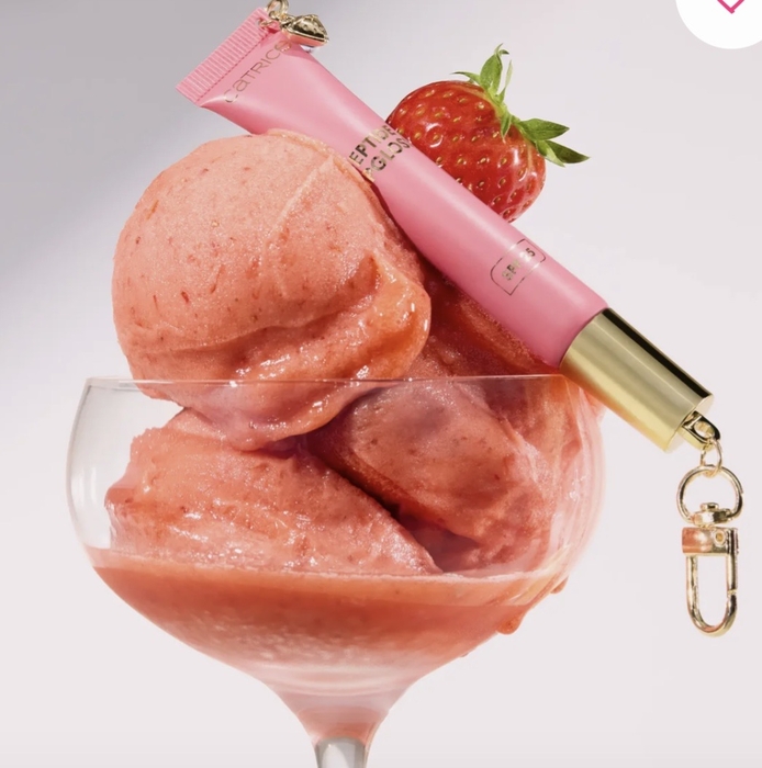 CATRICE The Summer Edit Peptide Lipgloss na rty - Strawberry Sorbet